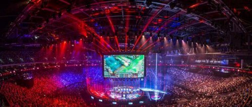 级选手时留 级选手时留