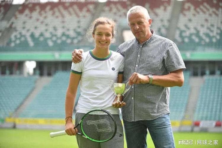 法比安与多 法比安与多