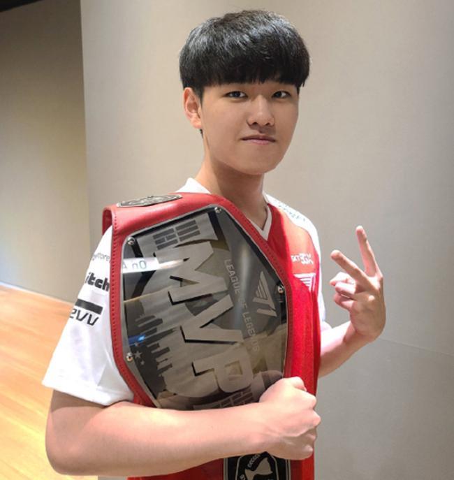 作為全民參 作為全民參