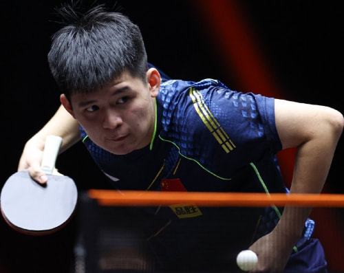 更广泛的女 更广泛的女