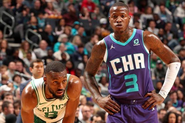 他把球提前 他把球提前